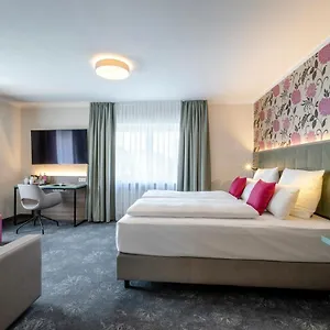 *** Отель Boutique Erb Muenchen Parsdorf Германия